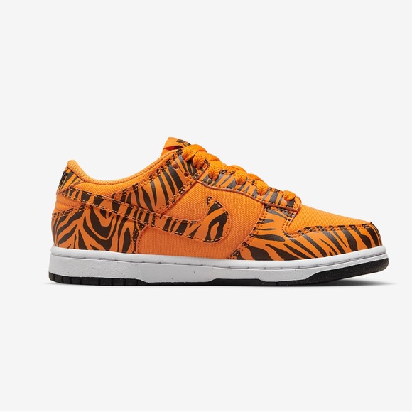 Nike Little kids Dunk Low Tiger Stripes - Picture 3 of 7